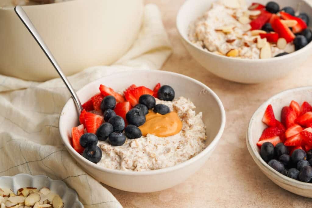 10 High Protein Breakfast Ideas for Weight Loss 6. protein oatmeal