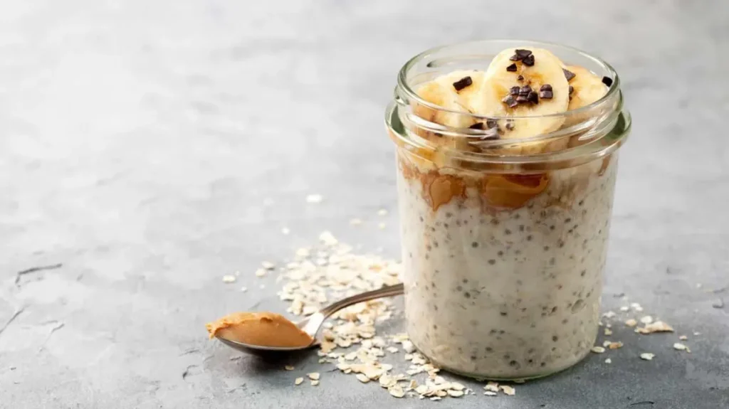 10 High Protein Breakfast Ideas for Weight Loss 8. overnight oats