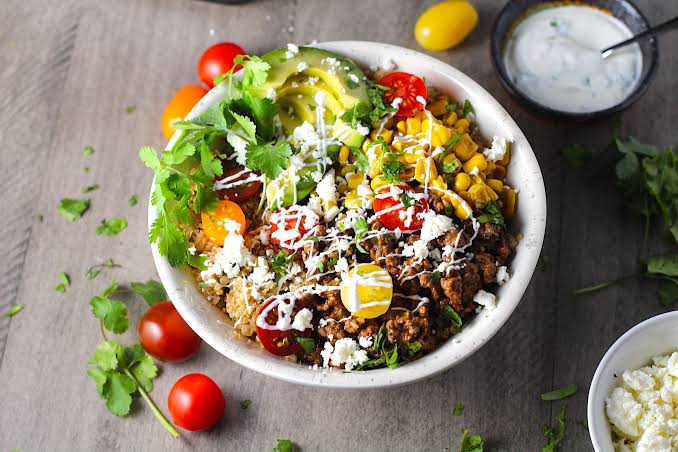 9. lean beef & quinoa bowl