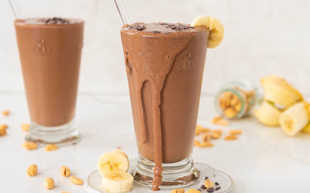 10 High Protein Breakfasts Under 400 Calories 9. protein smoothie
