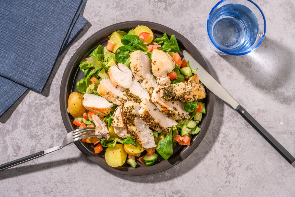 Mediterranean Salad with Chicken
